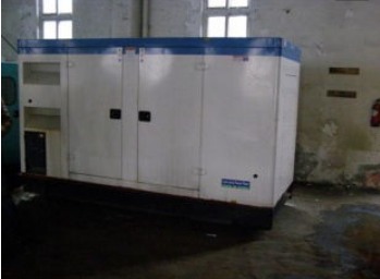 万宁康明斯150kw大型柴油二手发电机组 万宁康明斯150kw大型柴油二手发电机组